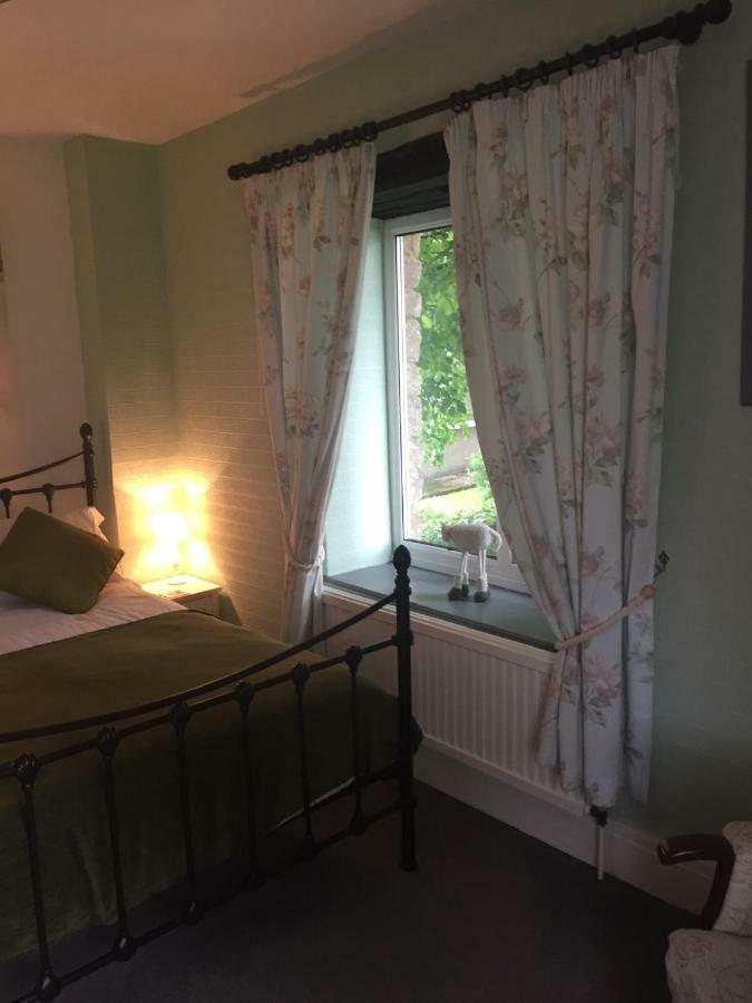 Tithe Barn Bed And Breakfast 칸포스 외부 사진